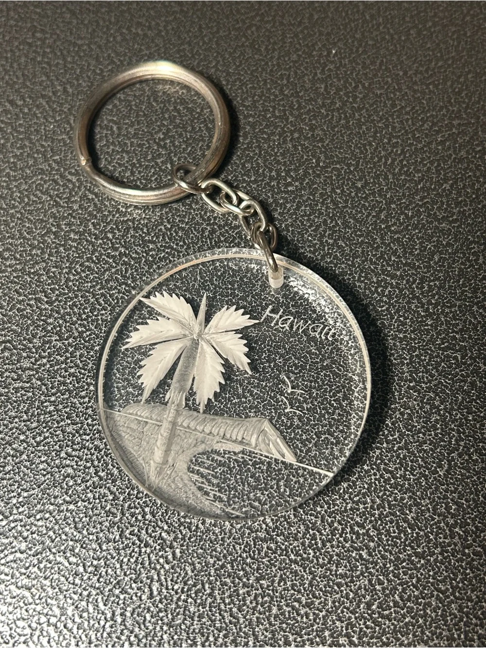 Hawaii Etched Acrylic Palm Tree Keychain, Travel, Souvenirs, Memorabilia